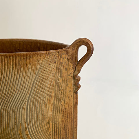 Oval Vessel