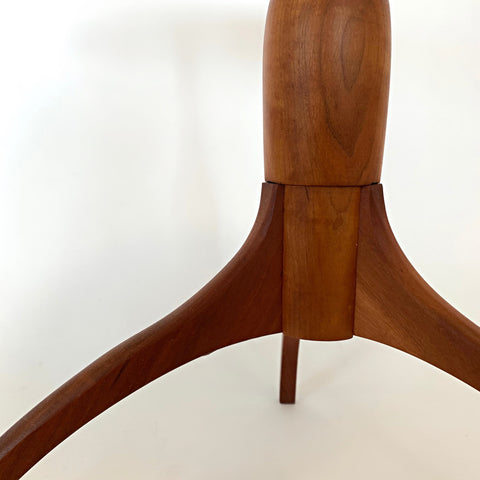 Pedestal Table